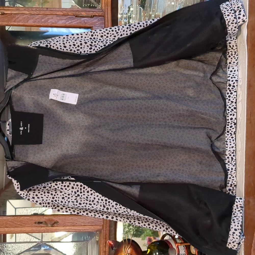 NWT Lou & Grey Hooded Windbreaker Jacket And Short Set Size XS/S - Picture 5 of 16